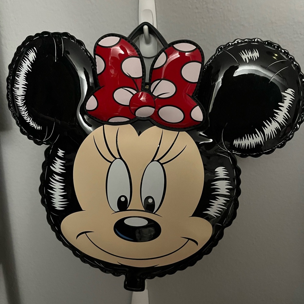 Minnie Mouse x Macy’s Thanksgiving Day Parade Loungefly Collection
